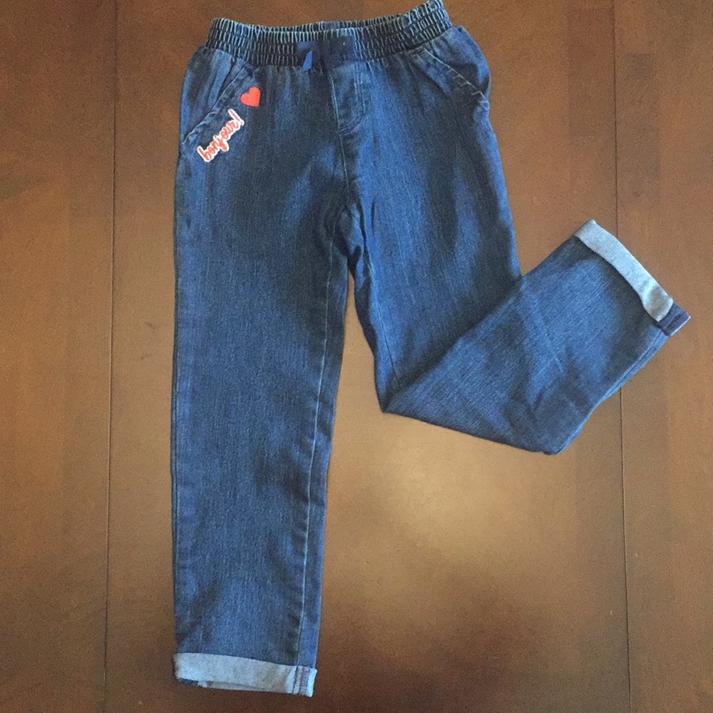 Gymboree med wash jeans Var Sizes.   NWT